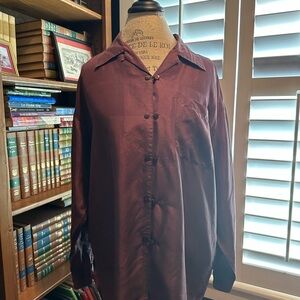 Elegant Men's Maroon Button-Down Shirt